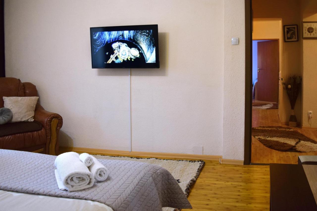 Central Park Apartment Τούρντα Εξωτερικό φωτογραφία