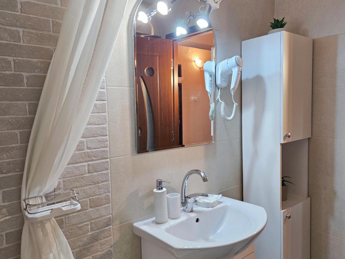 Central Park Apartment Τούρντα Εξωτερικό φωτογραφία